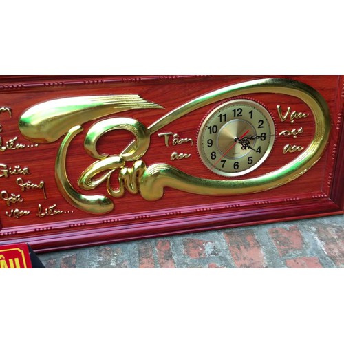 Đồng Hồ Treo Tường Tranh Gỗ Chữ Tâm Gỗ Hương 24K